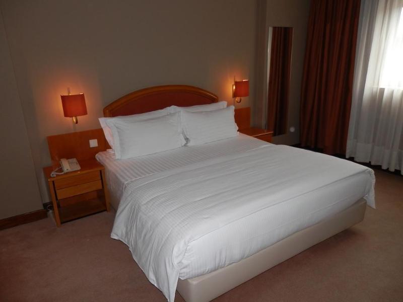 Hotel Vianorte Матозиньюш Экстерьер фото